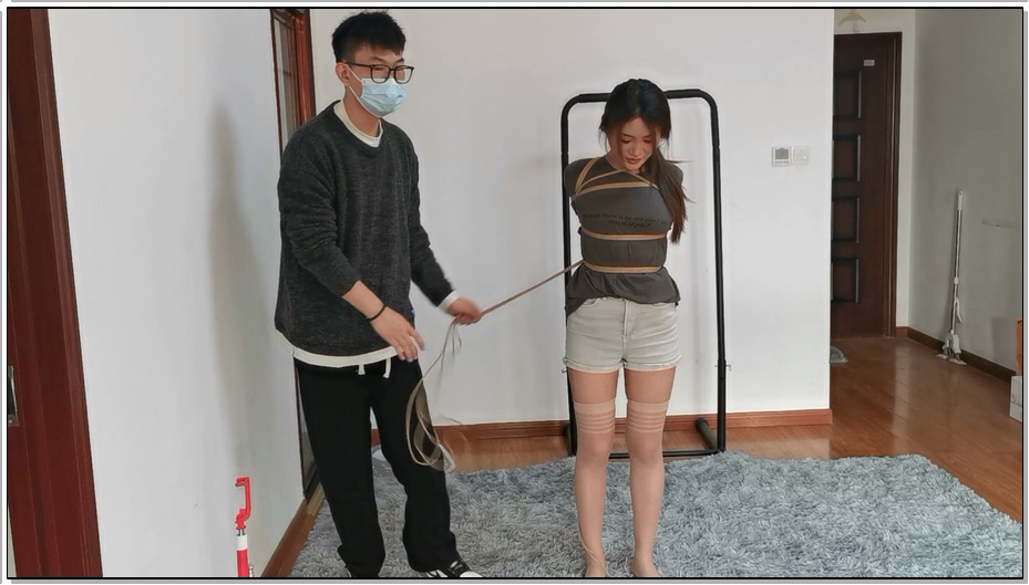 【奥特曼】新妹子COCO 极限直臂驷马