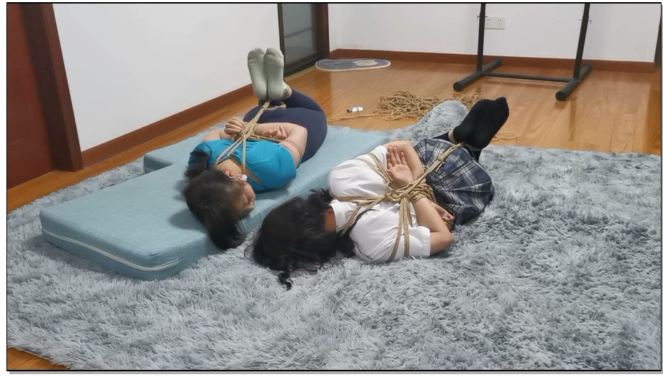 【奥特曼】诗诗和她的朋友逃脱