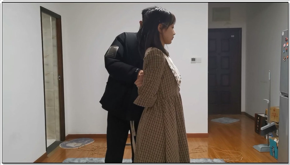 【奥特曼】把疯狂反抗的诗诗老师绑成驷马