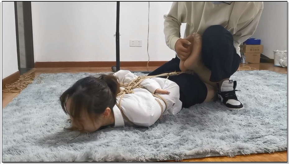 【奥特曼】雨琪紧缚实验（惩罚篇）