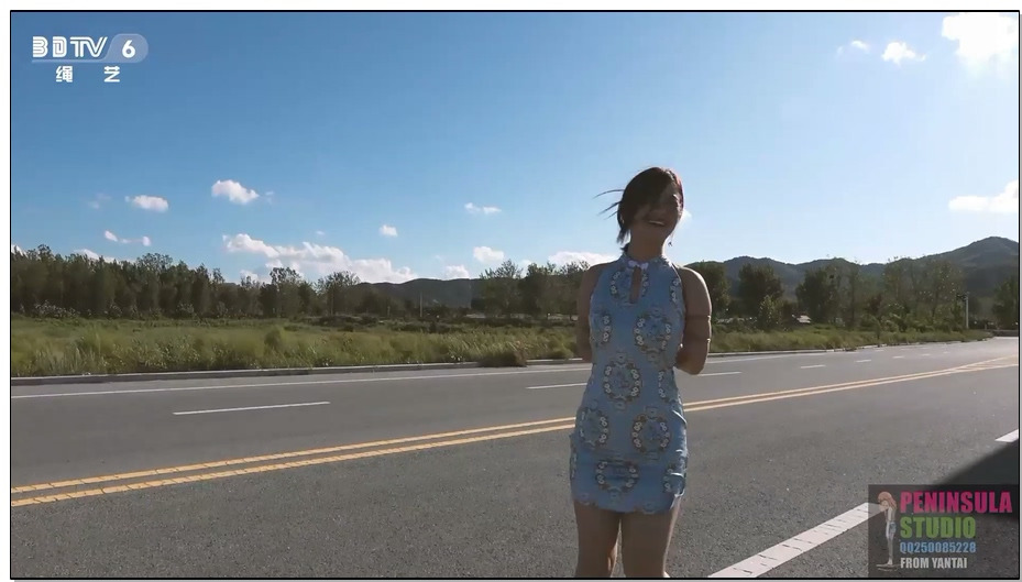 【半岛束艺】海语227国道五花霸气散步，怒脱鞋光脚走路