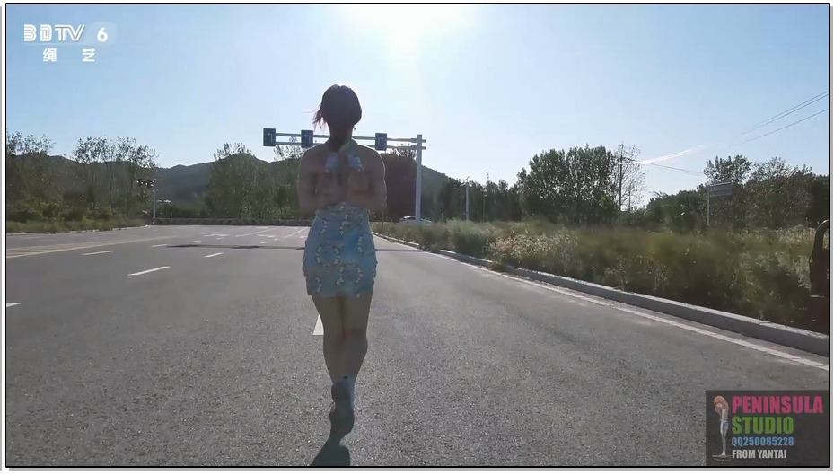 【半岛束艺】海语227国道五花霸气散步，怒脱鞋光脚走路