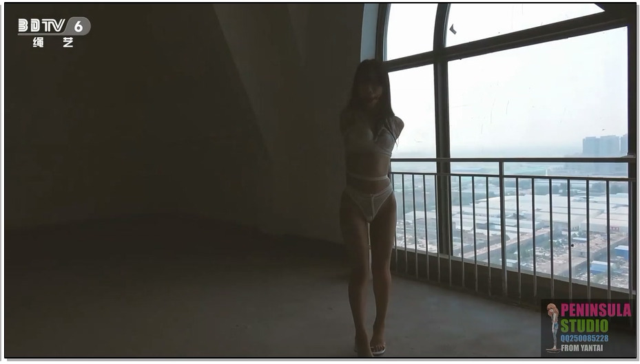 【半岛束艺】桃子内衣超紧欧式天台机房热舞