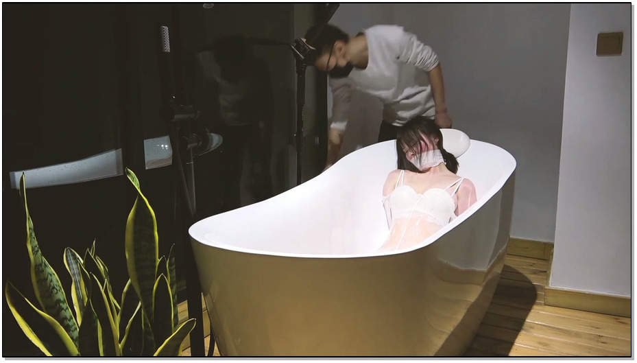 【半岛束艺】白丝湿身全包1 丝袜捆绑包裹！弄湿全身诱人无比