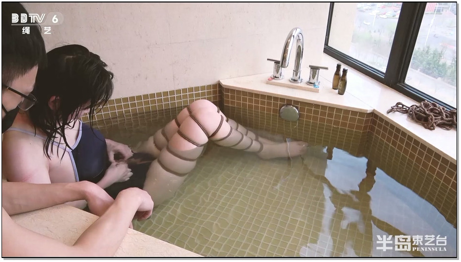 【半岛束艺】流星死库水泳装浴池惊魂