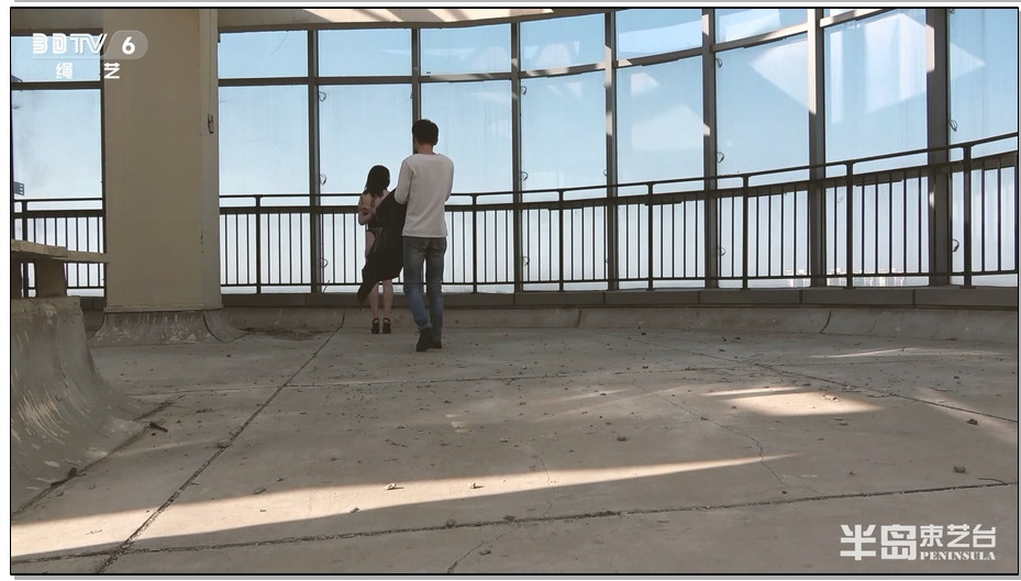 【半岛束艺】流星高叉泳装惊险的楼道、电梯、楼顶刺激日式小高手之旅