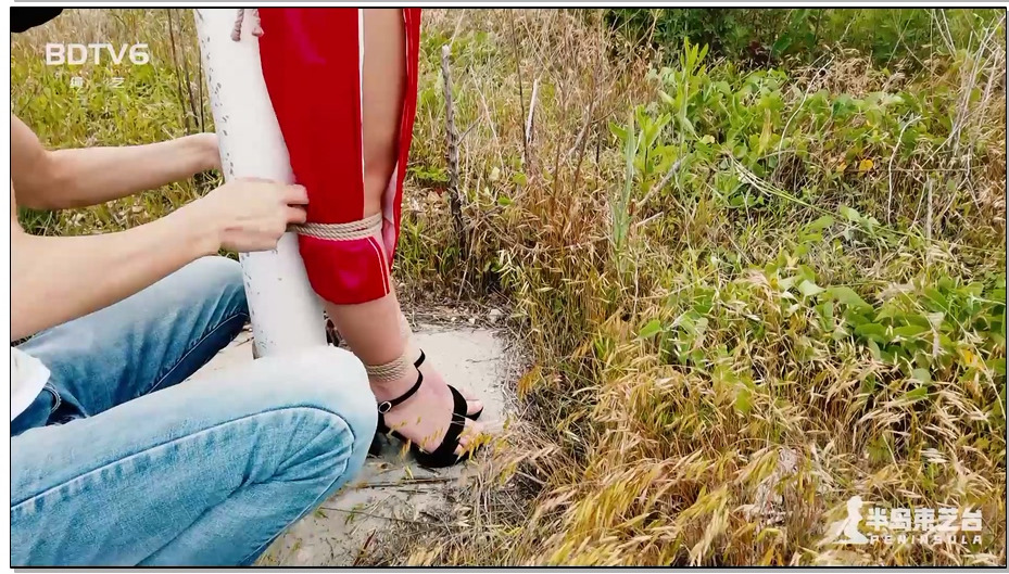 【半岛束艺】美国定拍：葡萄荒野公路遭闺蜜和台长合伙欺负