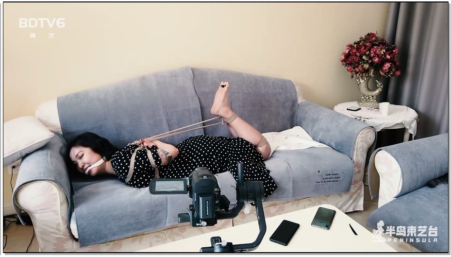 【半岛束艺】新模伊莱娜体验日式小高手驷马勒嘴