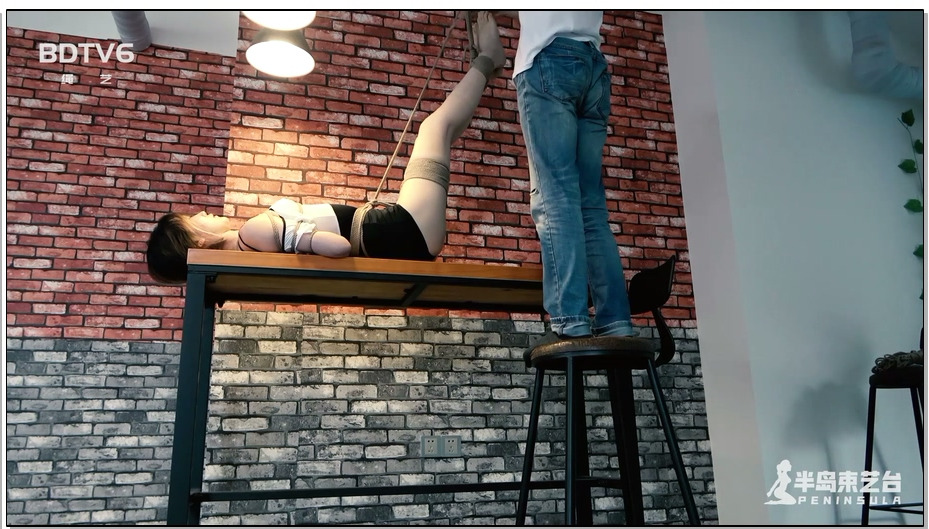 【半岛束艺】鹿野倒吊仰卧起坐