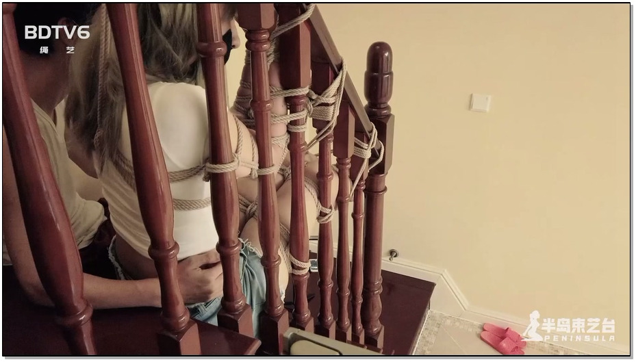 【半岛束艺】小蛇楼梯新颖造型禁锢TK