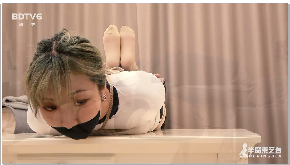 【半岛束艺】压力大可以拿小蛇挠痒