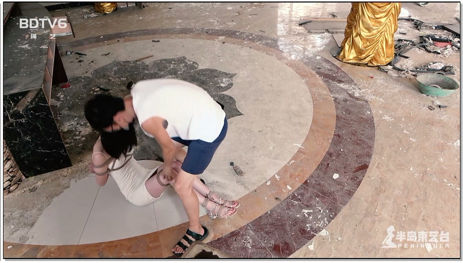 【半岛束艺】粗心绑匪和倒霉女孩