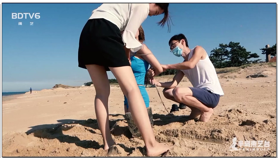 【半岛束艺】植物大战僵尸一：蓝色植物VS挠痒僵尸