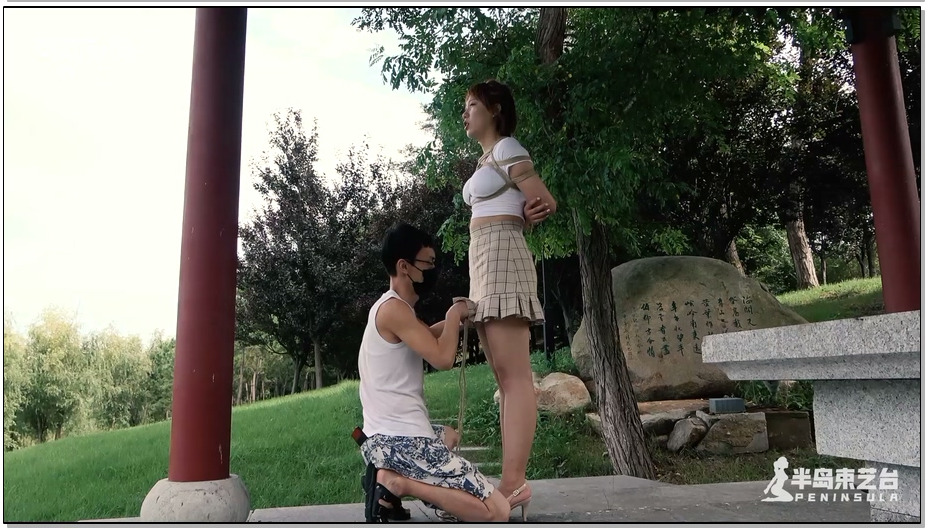 【半岛束艺】拉丁造访台长御用公园即兴热舞，保安大叔流连忘返