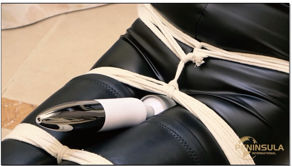 【半岛束艺】美国客户定拍：很不半岛，一身胶衣，简单粗暴