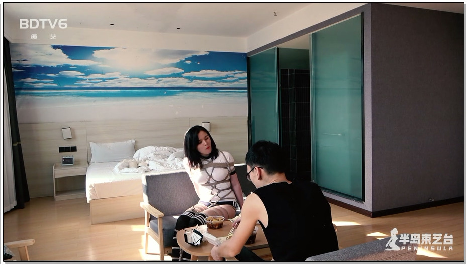 【半岛束艺】半岛潜规则又来了，扎林娜与外卖小哥的故事