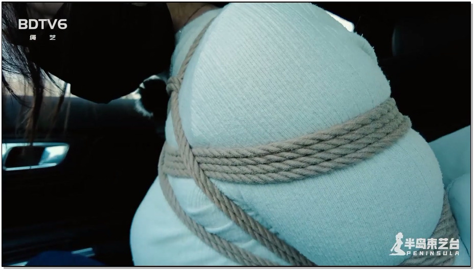 【半岛束艺】鹿野附体 扎林娜捆绑购物，店老板手忙脚乱，散步大妈目瞪口呆