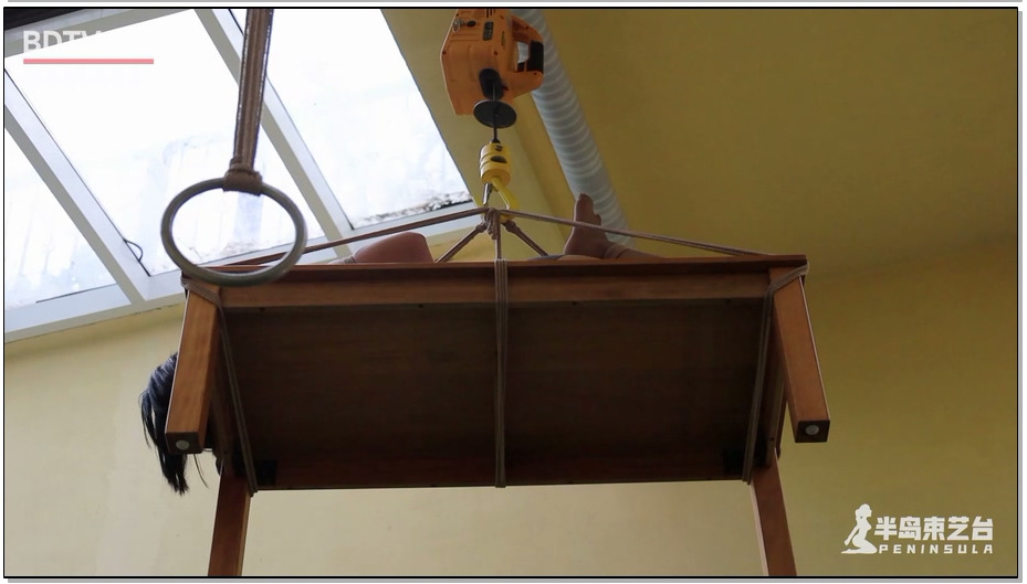 【半岛束艺】奇幻日被搬运的女孩