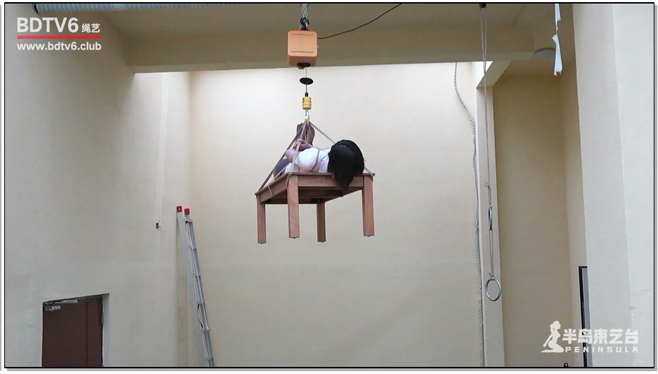 【半岛束艺】奇幻日被搬运的女孩