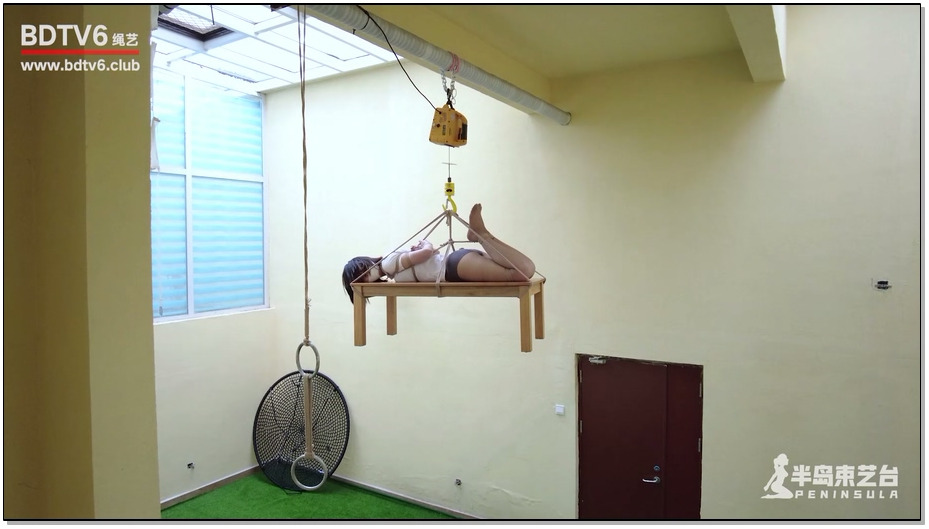 【半岛束艺】奇幻日被搬运的女孩