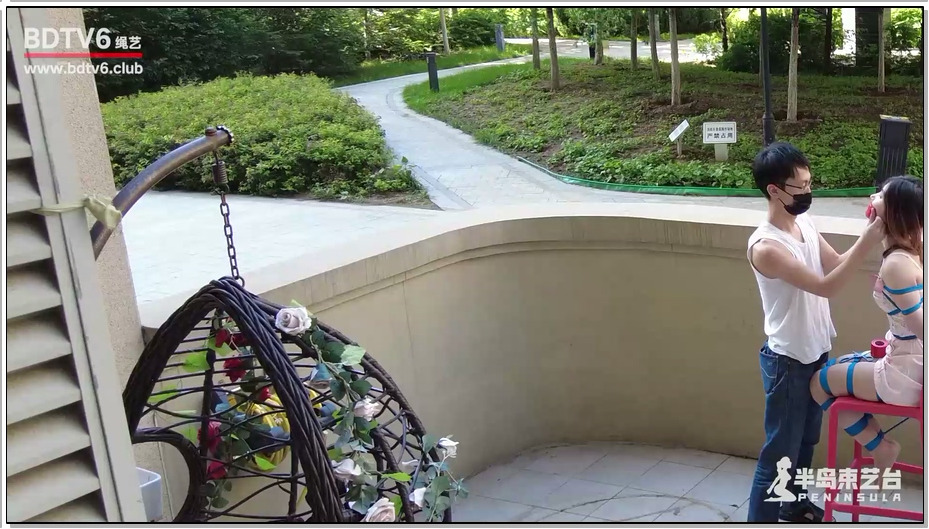 【半岛束艺】春色满园关不住，一枝蓝杏出墙来