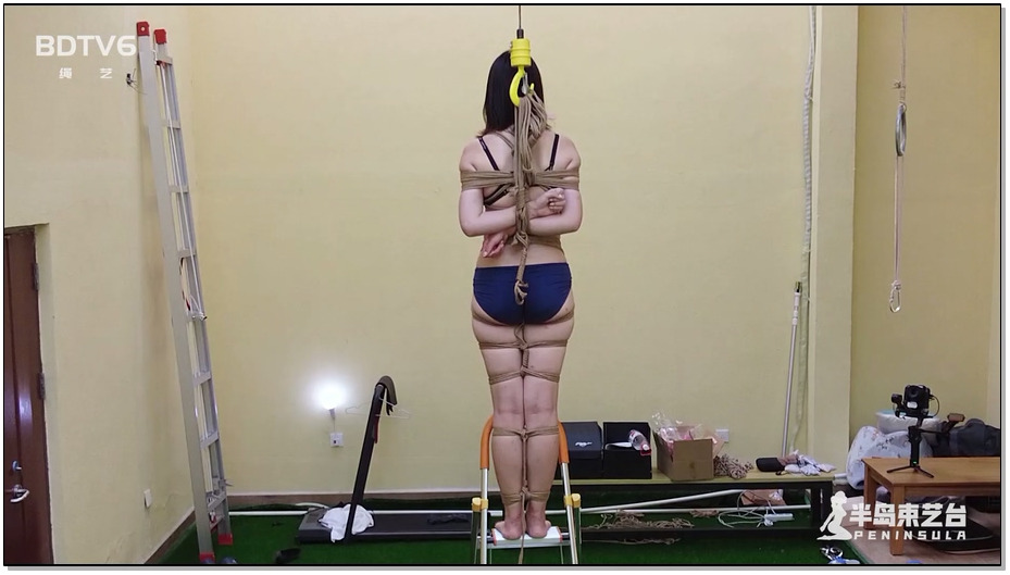【半岛束艺】首席试飞员拉丁试飞现场