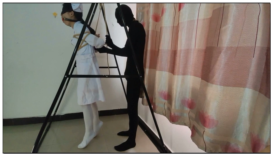 【护士被绑事件2】木马 驷马吊缚