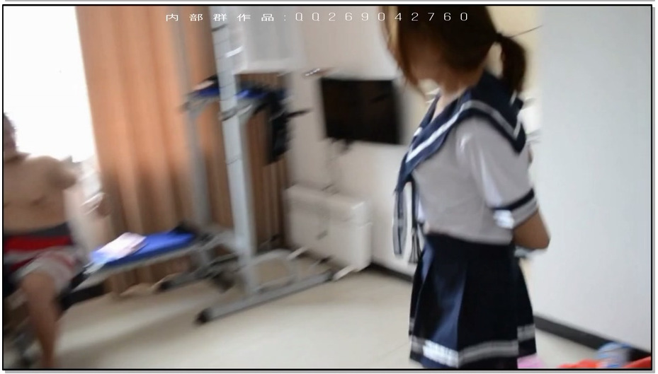 【clz原创】灵粒带手铐脚铐做家务日常，逛超市拿快递