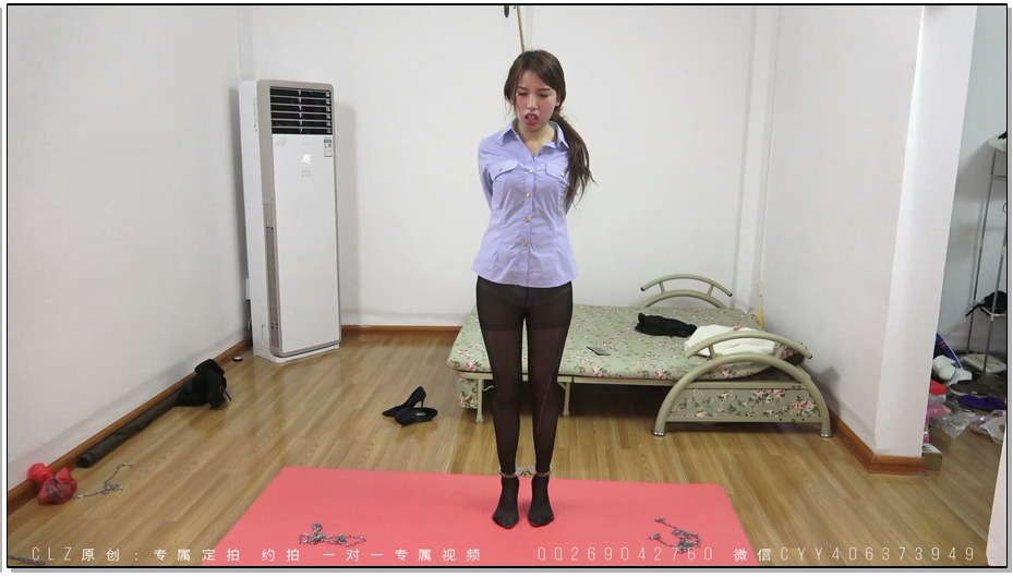 【clz原创】灵粒金属手铐脚铐勒颈，各种姿势勒颈最后绞刑