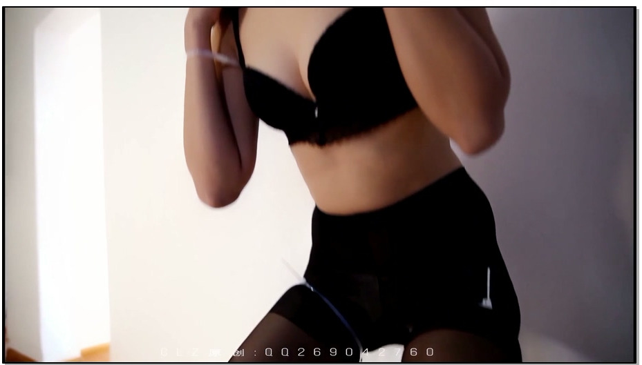 【CLZ原创】黑丝内衣内裤轧带gou爬叼鞋，做运动