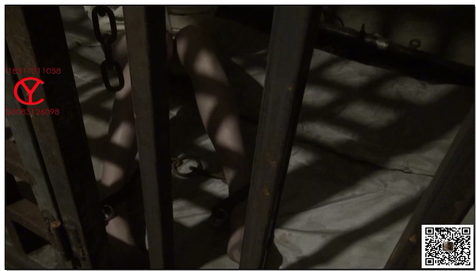 【禅狱工作室】西贡女16A 监禁 拘束衣铁链脚镣 坐在木钉板上惩罚