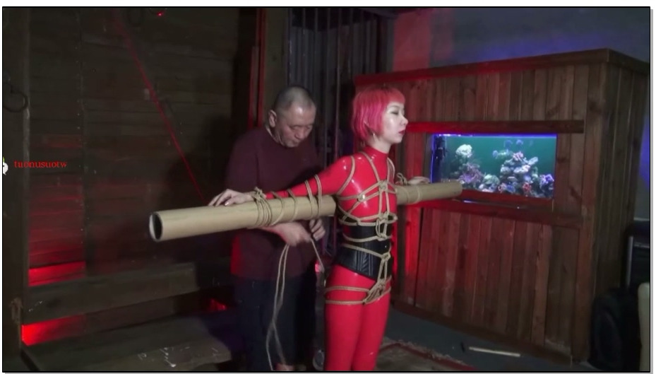 【禅狱工作室】胶衣捆绑悬吊