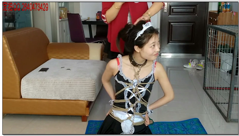 【一往情深】顺从的女佣