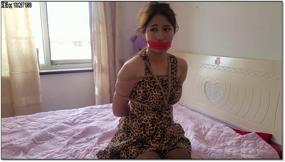 【一往情深】小颖疯狂堵嘴猥亵记