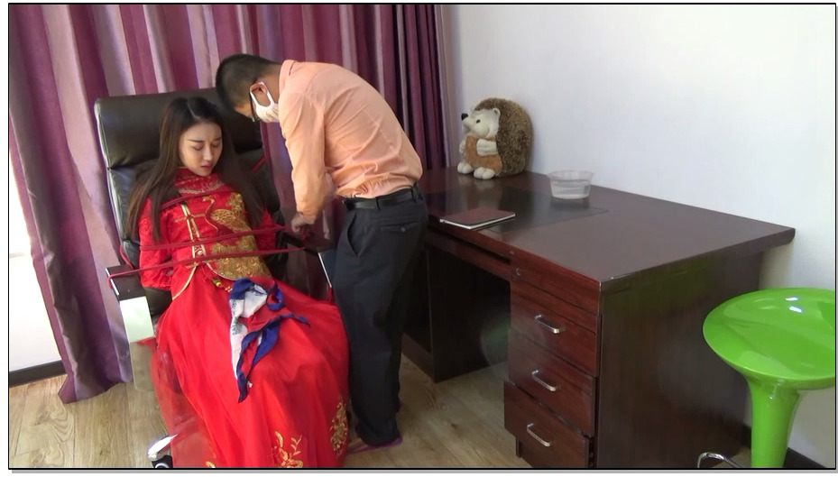 【一往情深】患有新娘幻想症的女孩，最终落入歹人魔爪