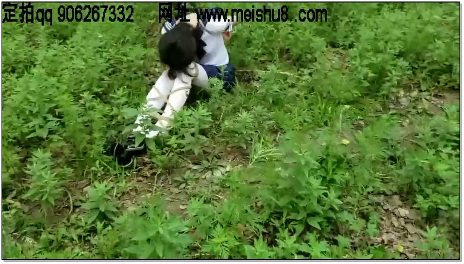 【一往情深】莹莹私拍《野外自缚的意外》