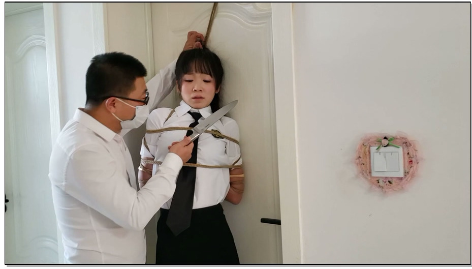 【一往情深】刑讯女谍报雪莹