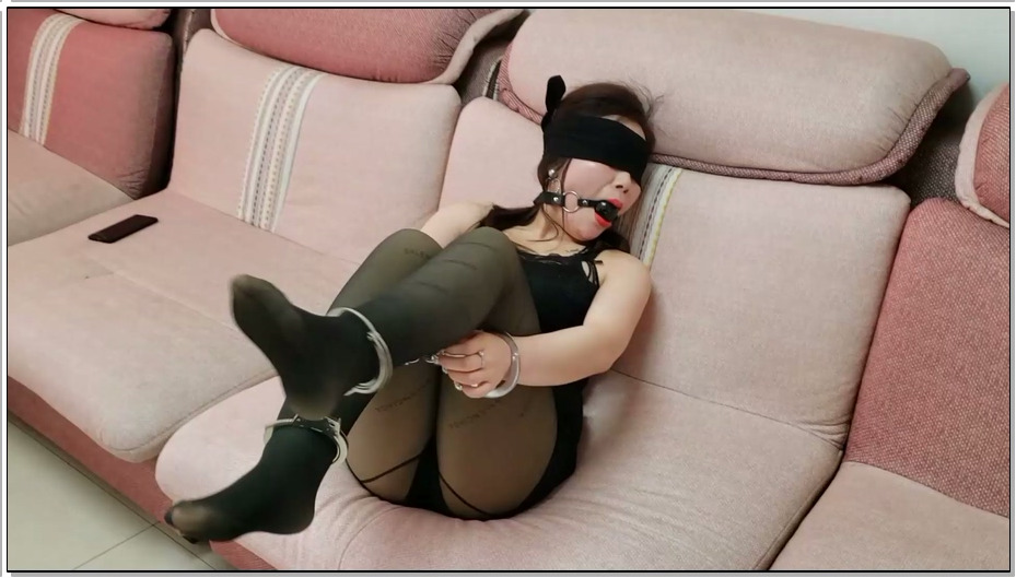 【一往情深】网红少妇之黑丝惹的祸