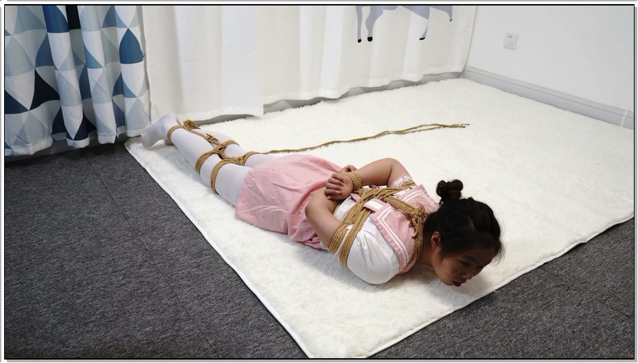 【多多洛】双人捆绑逃脱比赛