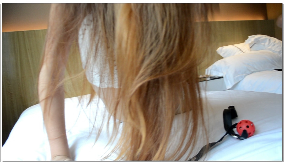 【阿木作品】绝色美女penny 镂空内衣,丝袜秀足捆绑堵嘴,可怜扭动挣扎1