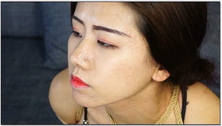 【DK-13】3斤绳子–“正常”内衣的“正常”捆绑和“正常”封嘴 