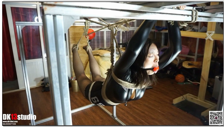 【DK-13】小雨 最美时光-吊缚姬 网袜+口球+连体皮衣+吊缚+大量口水+巨乳等多元素