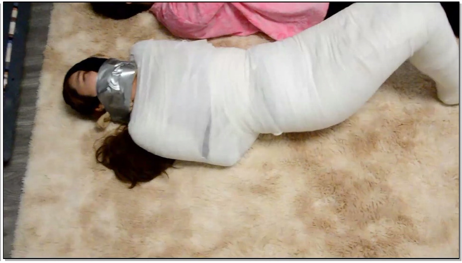 【得意客】弟弟给姊姊的教训 下 沐子再向弟弟说教被包成木乃伊，加入棒bang调教多重堵..