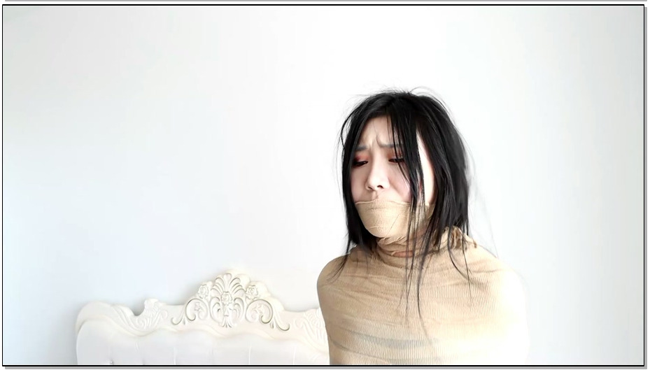 【得意客】快递~性感真人抱枕 传说中的快递真人抱枕 性感全包美女 还可以用遥控器控制…