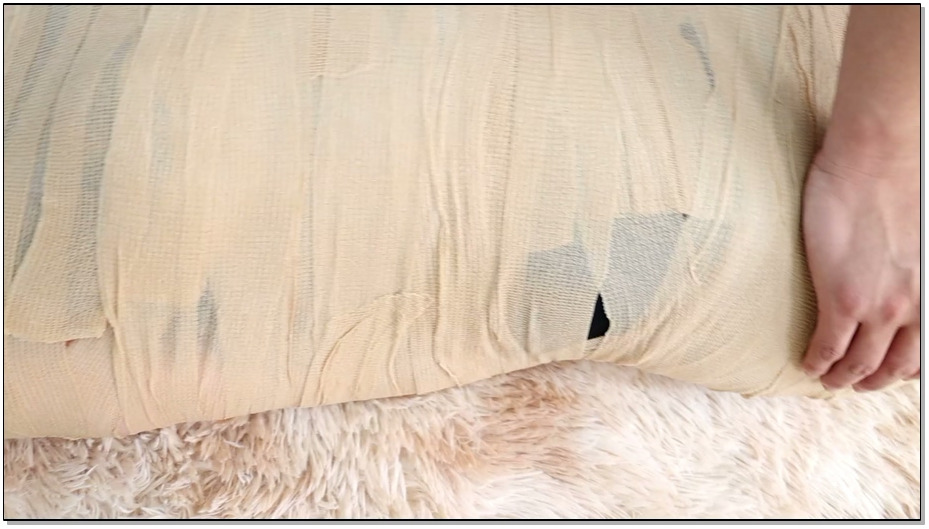 【得意客】快递~性感真人抱枕 传说中的快递真人抱枕 性感全包美女 还可以用遥控器控制…