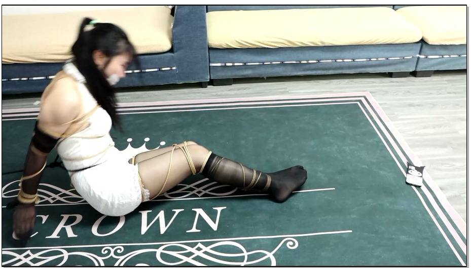 【得意客】鱿鱼游戏sm版2 美女木头人加挠痒坚持不动 超密集的交错捆绑加丝袜包裹 