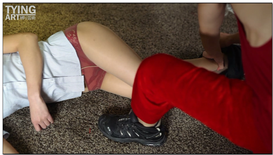 【缚リ芸术】聖誕速遞 绳艺圈女神 馨缘小姐姐 被紧缚堵嘴绳化妆变成圣诞礼物被打包送到您家门口