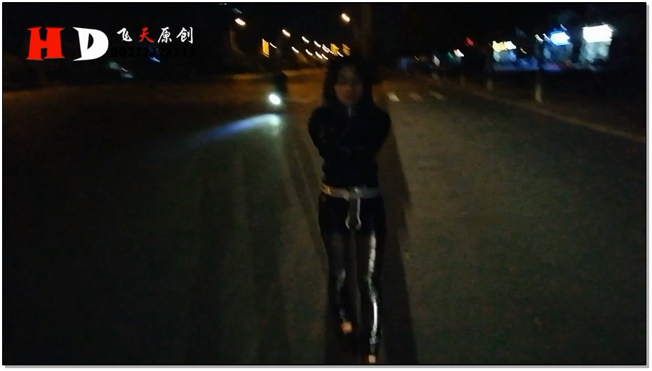【飞天原创】云儿拘束衣横闯公路、内置TD、GS塞入，坚难行走，和车辆、行人侧…