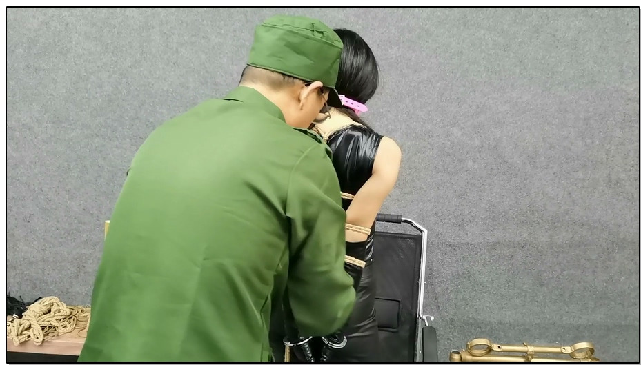 【飞天原创】美女魔术师 秘密处决逃脱