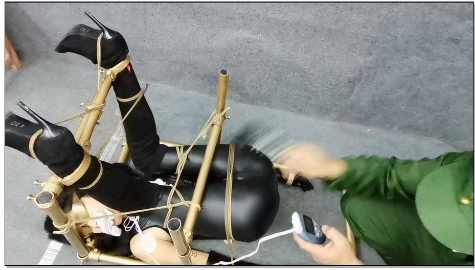 【飞天原创】美女魔术师 秘密处决逃脱